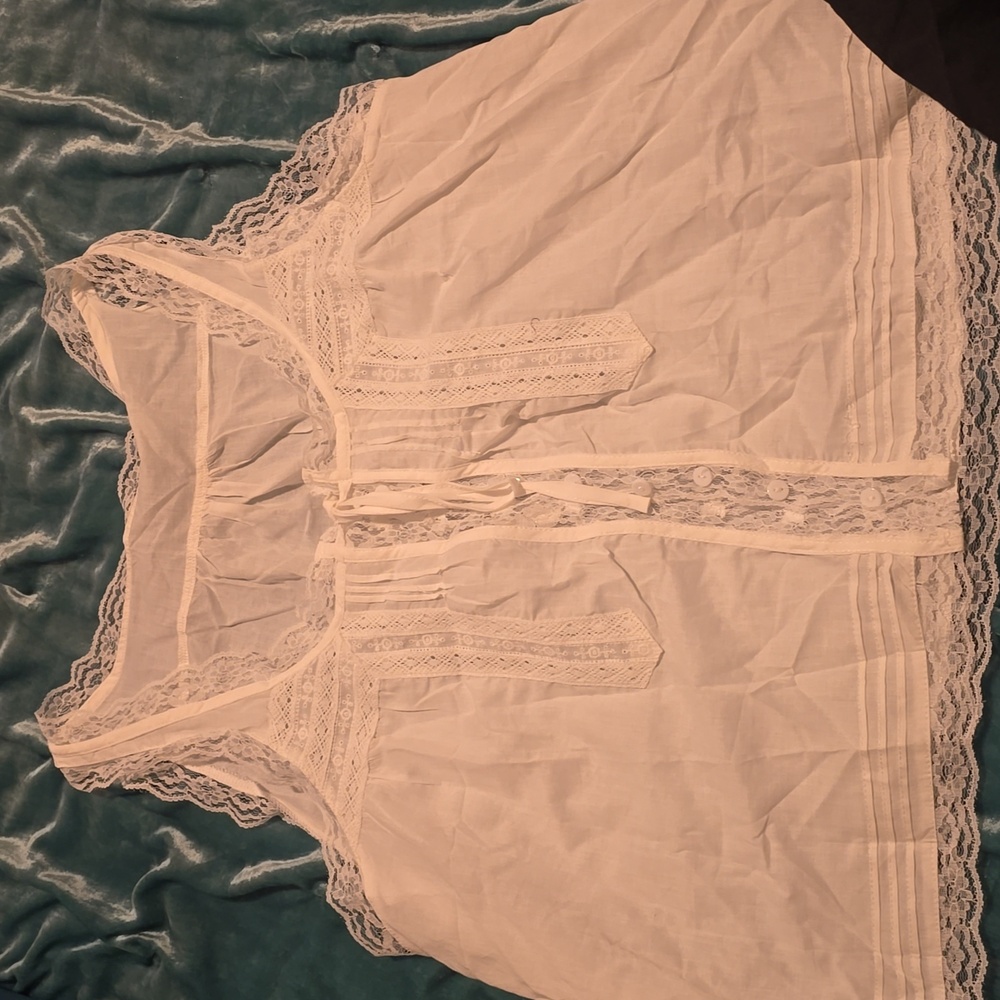 Lace Trimmed White and Black Tops - Picture 3 of 4